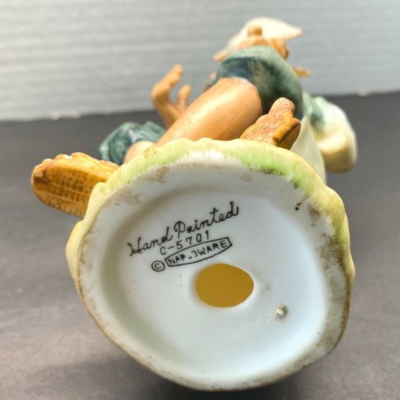 Vintage Napcoware  Old Man Sitting with Bird Figurine C5701 Hand Painted 6.5" - Picture 4 of 9